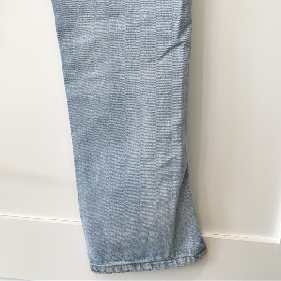 Light Wash Split Ankle Denim - Picture 5 of 6